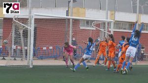 VÍD/FOT El Alhama CF recibe a su afición con una goleada (5-0)