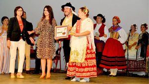 FOTOS Alhama, en el Festival de Folklore de la Feria de Vino de Yecla