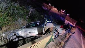 FOTOS Rescatan a una mujer tras un accidente en Alhama