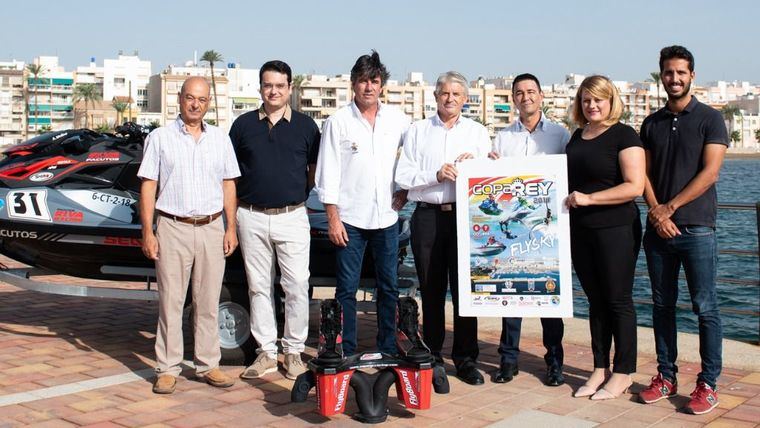 El Puerto de Mazarrón acogerá la Copa del Rey de motos de agua