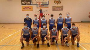 Los cadetes del CB Alhama se llevan la victoria en Yecla (52-53)