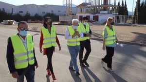 La Fundación Laboral en Alhama recibe la visita de Miguélez