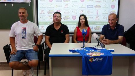 VÍD. El Alhama ElPozo ficha a la lorquina Ángela Navarro