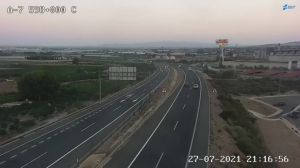 Precaución por la avería de un semirremolque en la A7 en Alhama