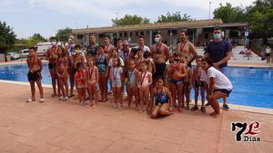 VÍD/FOT Mañana de natación en la piscina municipal de Librilla