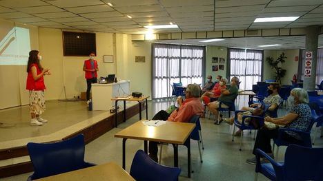 VÍDEO Arrancan las actividades para mayores de Cruz Roja