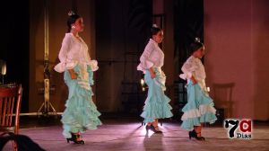 VÍD. Las nuevas generaciones del flamenco llenan el auditorio