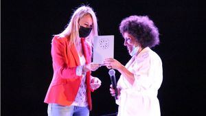 VÍD. La alhameña Elena Molina recibe el Premio Lunar Flamenco 2021