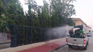 FOT. Finalizada la fumigación de zonas verdes de Alhama