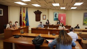 Ayuntamiento renueva el convenio con el grupo Villa de Alhama