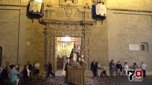 VÍD. Flores y fuegos artificiales en honor a la Patrona de Alhama