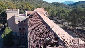 FOT. La Asociación del Sanatorio pide reparar la cubierta urgentemente