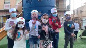 VÍDEO Los niños de 'El Candil' celebran el Día de sus Derechos