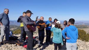 FOTOS Alhama Coym y La Colla del Ramblar 'belenizan' el Morrón