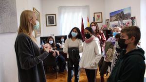 FOT. Alumnos del Ginés Díaz visitan el Ayuntamiento