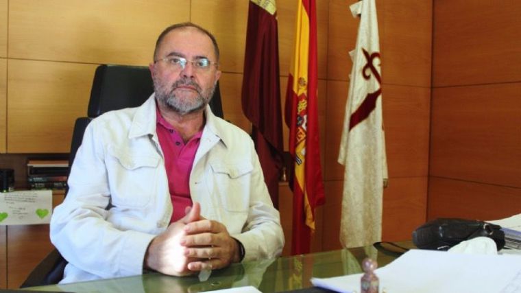 Alhama se suma al dolor por el fallecimiento del alcale de Totana