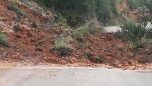 FOTOS Cortada la RM-C25, la carretera a El Berro desde la RM-515