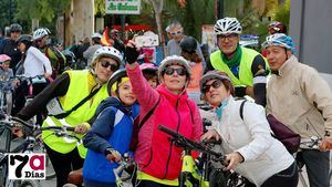 FOTOS La bicicleta, protagonista de la mañana del domingo