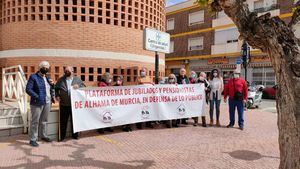 FOTOS La Marea Blanca sigue reclamando la mejora de Att. Primaria