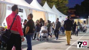 FOTOS El comercio sale al encuentro de sus clientes en Alhama