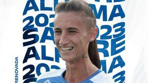 El Alhama CF ElPozo renueva a Érika Sastre