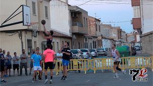 VÍDEO Tarde de baloncesto en las Fiestas de Librilla