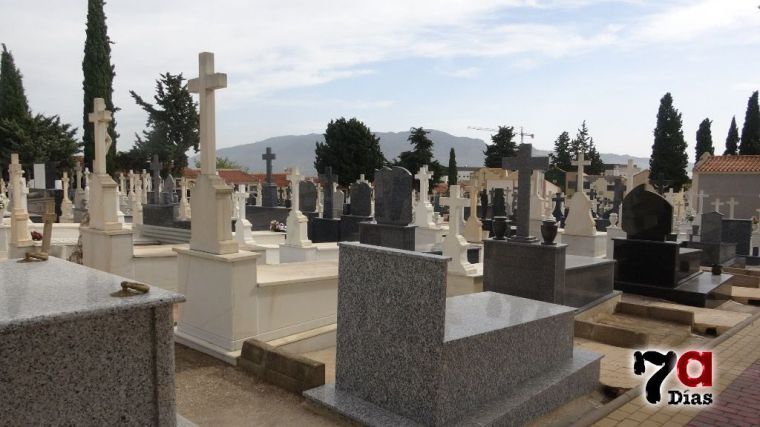 VÍD. El Ayuntamiento prepara el día de Todos los Santos
