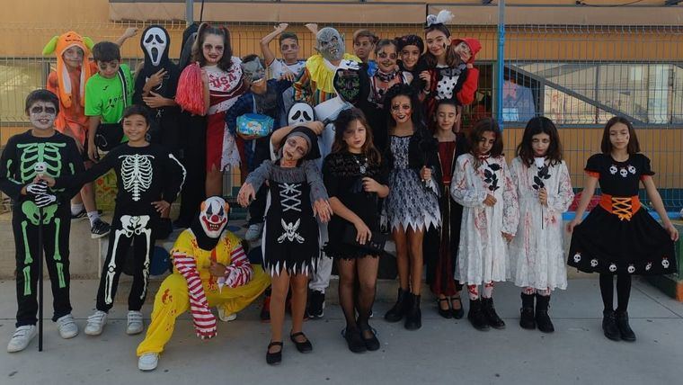 FOTOS El Azaraque se convierte en un colegio terrorífico en Halloween