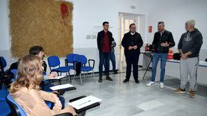 FOTOS Juegos tradicionales en la biblioteca de Alhama