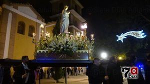 V/F La Inmaculada procesiona arropada por los alhameños