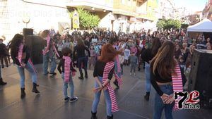 V/F Música y baile para animar la Feria del Comercio de Librilla