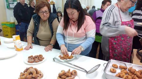 FOT. Taller de dulces navideños en Gebas