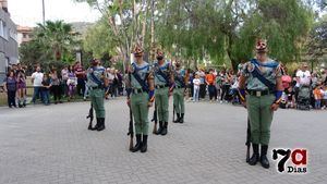 V/F Los alhameños arropan a La Legión a su llegada