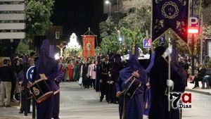 VID. El Santo Entierro da paso al Sábado Santo