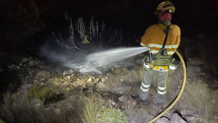 Extinguido un conato de incendio en S. Espuña en Totana