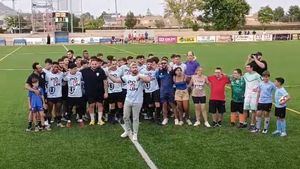 V. Las Escuelas de Fútbol de Alhama estrenan su himno