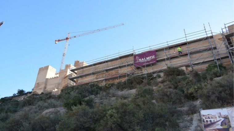 PSOE afirma que paralizar el Castillo es 'capricho' de la alcaldesa