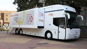 Llega a Alhama el autobús Generación D de RTVE