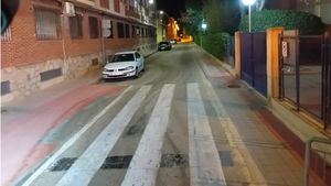 Retirados los restos de cucarachas de la calle Marcos Redondo