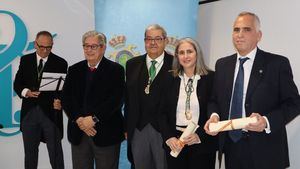 Grupo Fuertes entrega su Premio Nacional de Investigación con la Ac. de C. Veterinarias