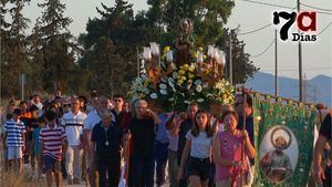 La Costera recorre con San Pedro la pedanía en solemne procesión