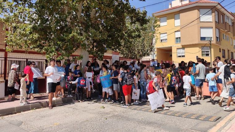 PSOE: Discriminación al derecho a una educación digna