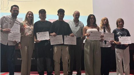 Estudiantes de Alhama, ganadores del concurso 'Nuestro futuro es nuestra historia'