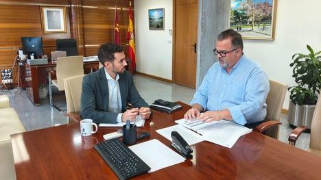 El Ayuntamiento amplía la línea de autobús al Hospital de la Arrixaca