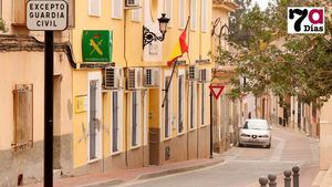 La alcaldesa denuncia el cierre del cuartel de la Guardia Civil en horario de tarde