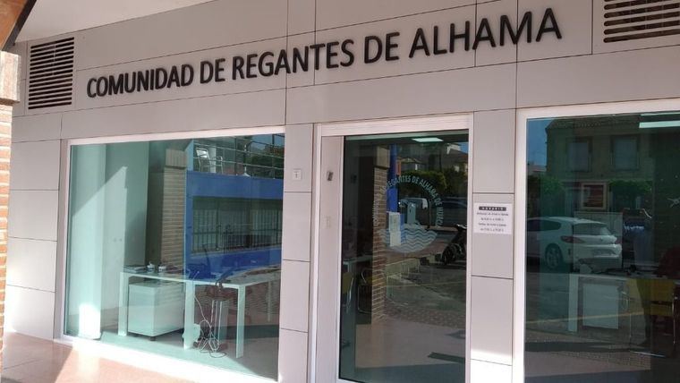 Los Regantes colaboran en la recogida de ayuda para los afectados de la DANA en Valencia