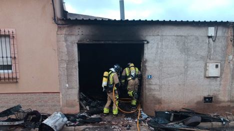 Incendio en una vivienda de Cuevas de Reyllo