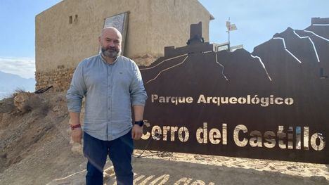 Destrozan la puerta de acceso a Las Paleras recién instalada