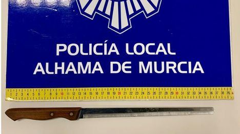 Arrestado un hombre con un cuchillo de 36cm en un cafetería