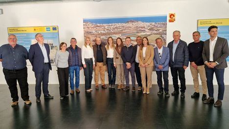 Regantes de Alhama, en la visita de Aagesen a la desalinizadora de Águilas